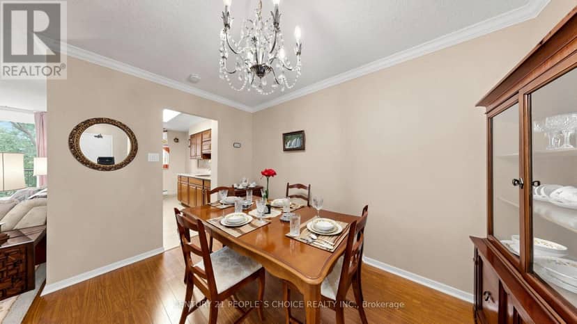 310 - 7811 Yonge Street — photo 24 of 40