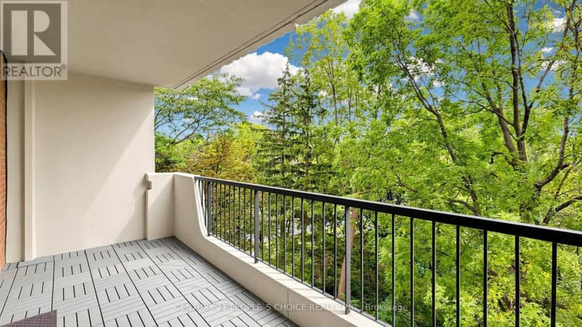 310 - 7811 Yonge Street — photo 38 of 40