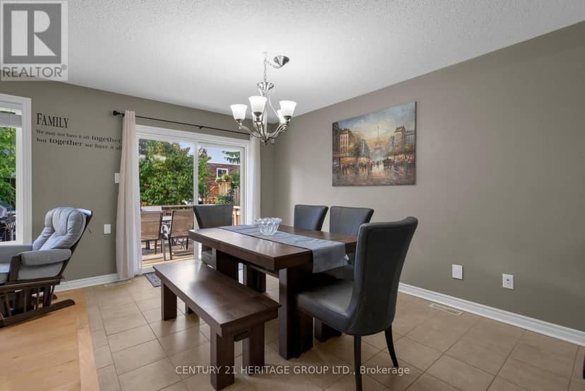 45 Whitfield Crescent — photo 21 of 40