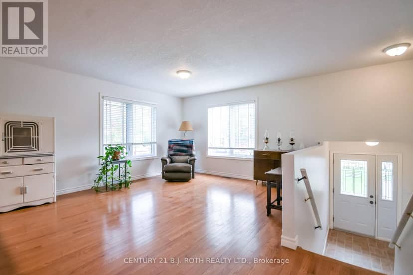 117 Juneau Road — photo 9 of 29