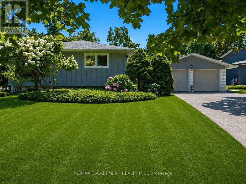 1320 Gatehouse Drive, Mississauga