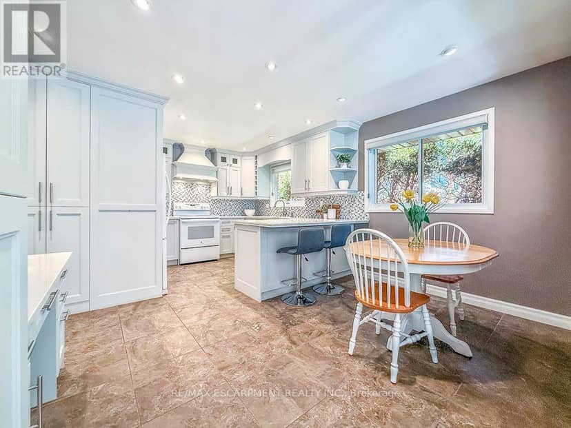 1320 Gatehouse Drive — photo 12 of 40