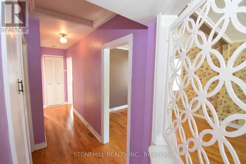 272 Carlton Street — photo 14 of 27