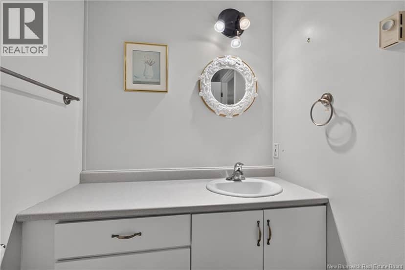 83 Louisbourg Street — photo 10 of 36