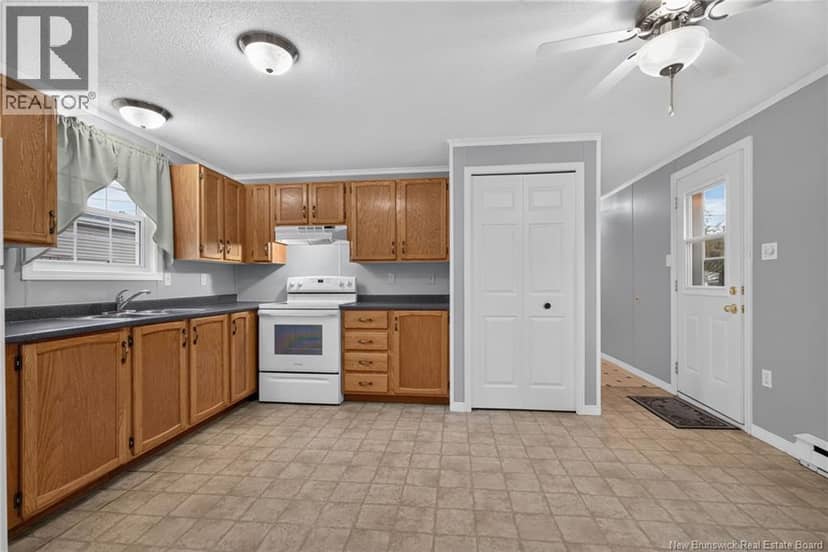 83 Louisbourg Street, Shediac, photo 6