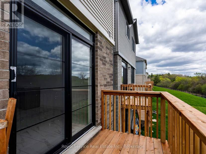 472 Trevor Street — photo 32 of 38