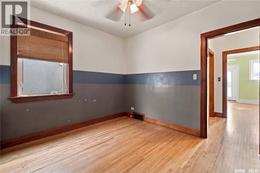 821 College AVENUE — photo 19 of 29