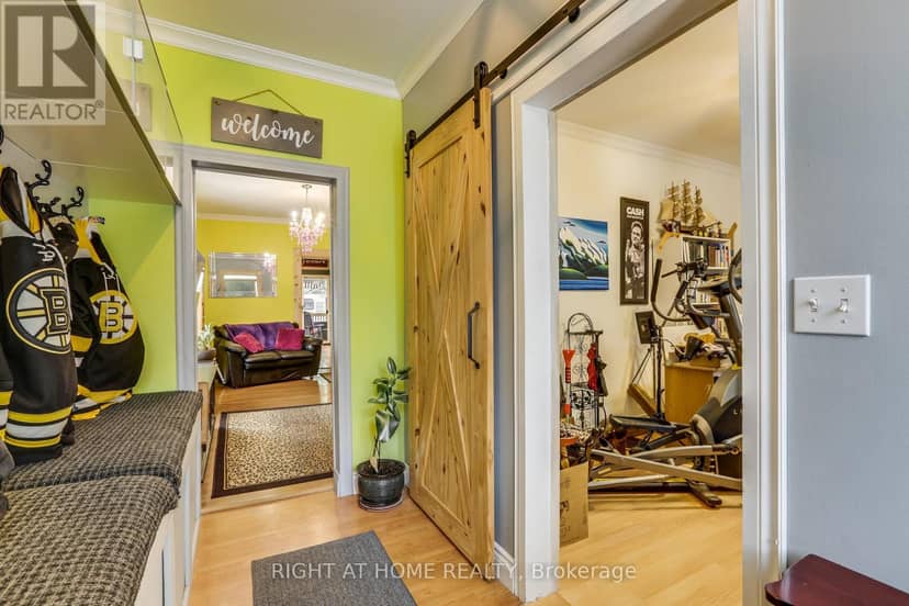 1053 Frances Street — photo 5 of 34