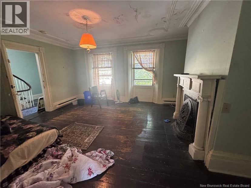 267 Charlotte Street — photo 11 of 40