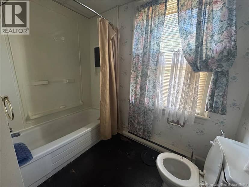 267 Charlotte Street — photo 15 of 40