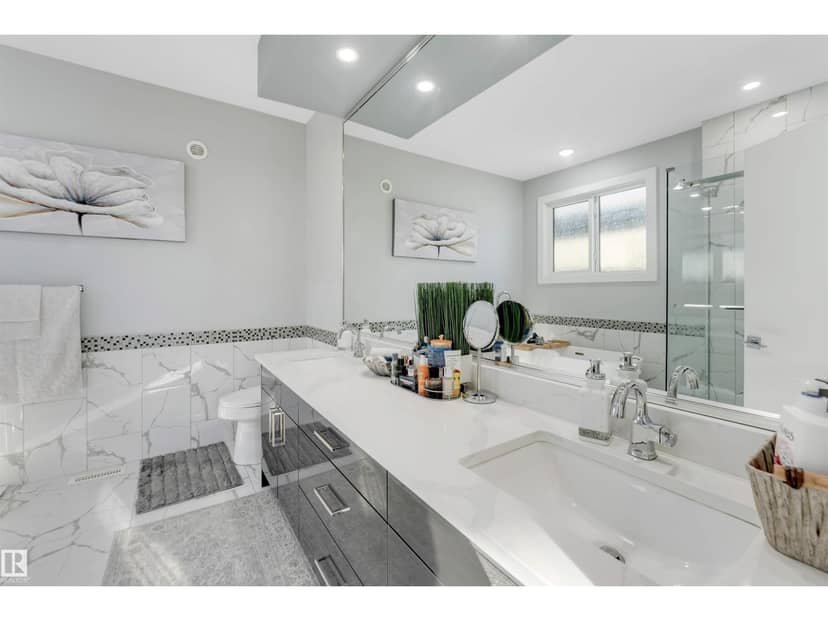 1831 18 ST NW — photo 35 of 40