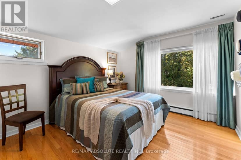 290 Harrington Street — photo 31 of 40