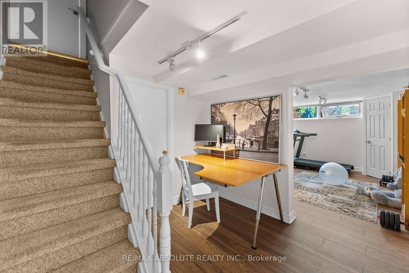 290 Harrington Street — photo 37 of 40