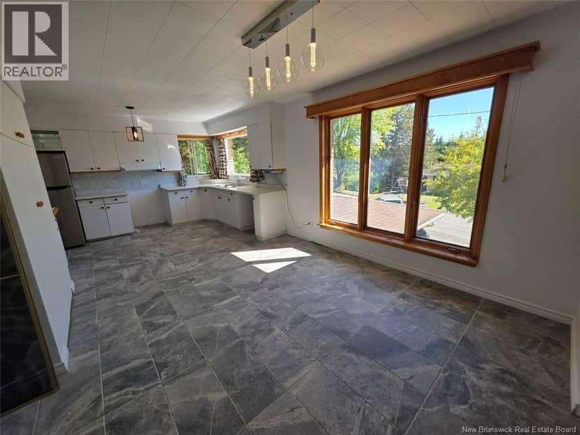 67 Narcisse-Beaulieu Street, Edmundston, photo 3