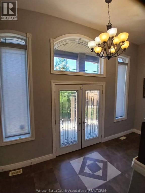 1926 Mark Avenue — photo 2 of 21