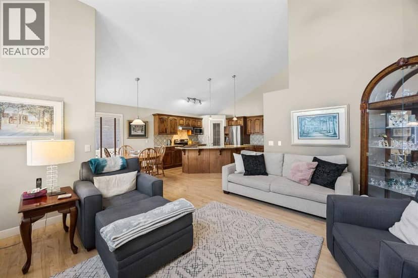93 Coach Court SW — photo 10 of 40