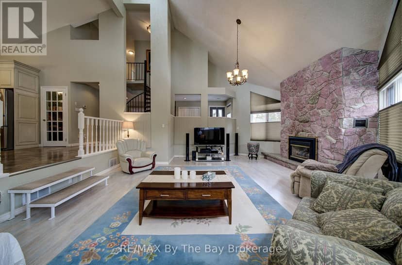 32 Bridlewood Crescent — photo 27 of 40