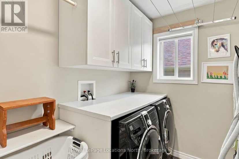 15 Kayla Crescent — photo 28 of 40