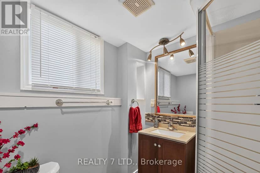 54 Cowan Drive — photo 24 of 39