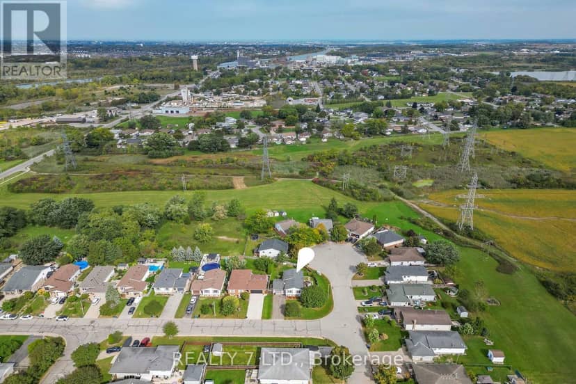 54 Cowan Drive — photo 38 of 39