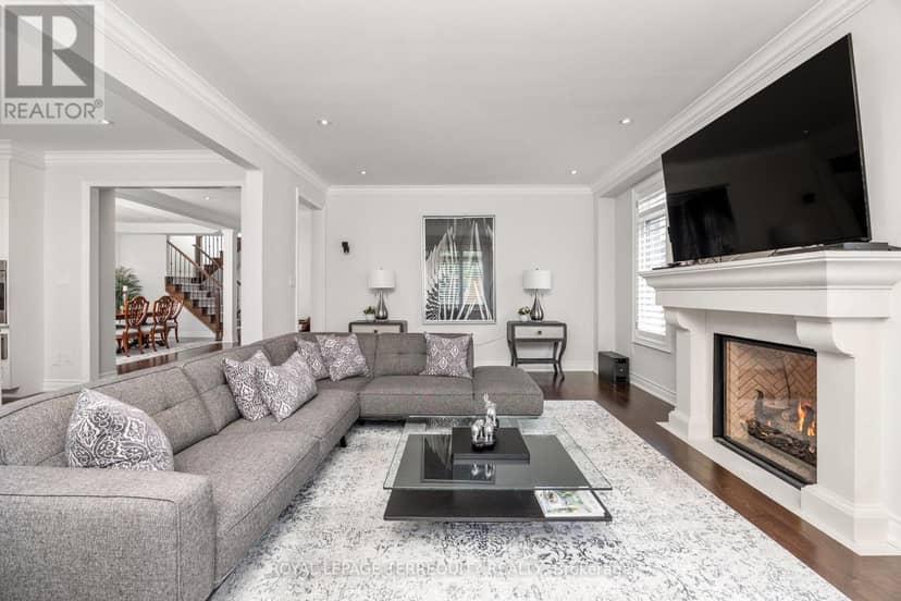 244 Frederick Curran Lane — photo 12 of 40