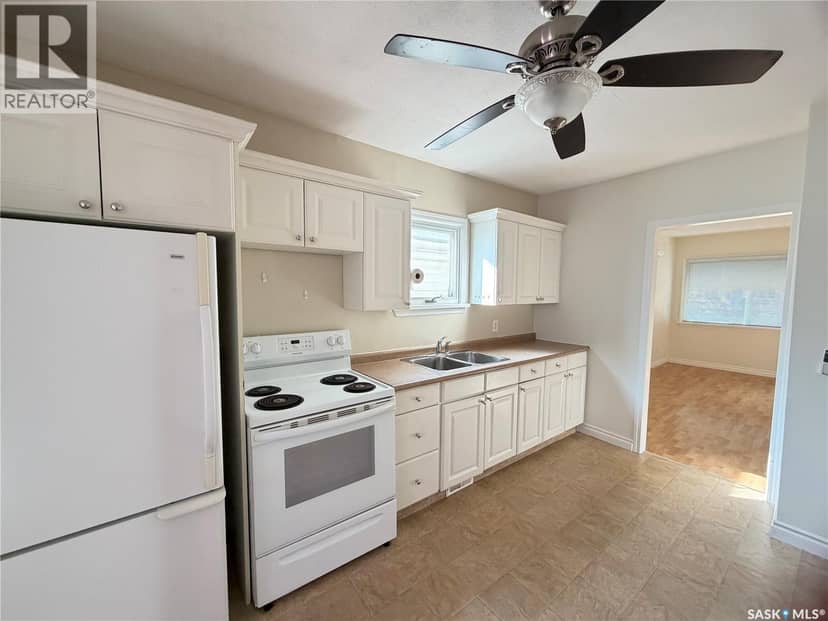 1215 Broder STREET — photo 5 of 21