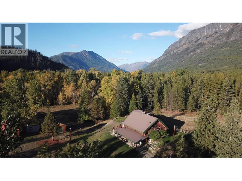 1896 ST. MARY LAKE Road, Kimberley