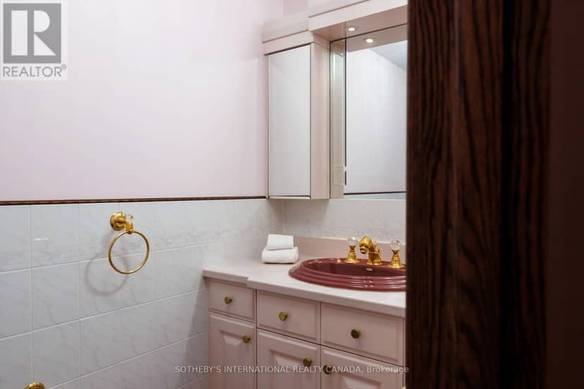 47 Great Oak Drive — photo 17 of 40
