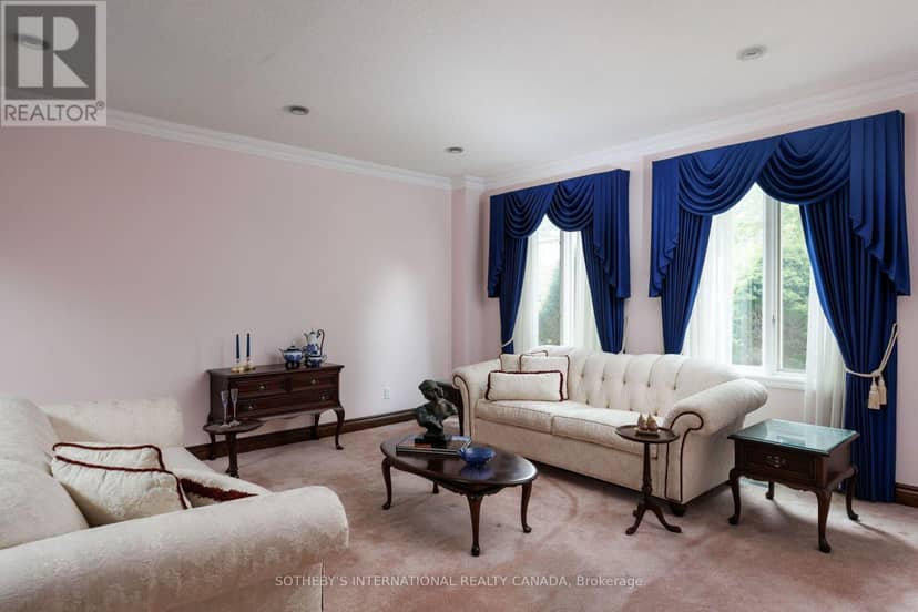 47 Great Oak Drive, Toronto, photo 4