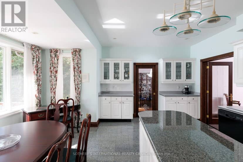 47 Great Oak Drive — photo 9 of 40