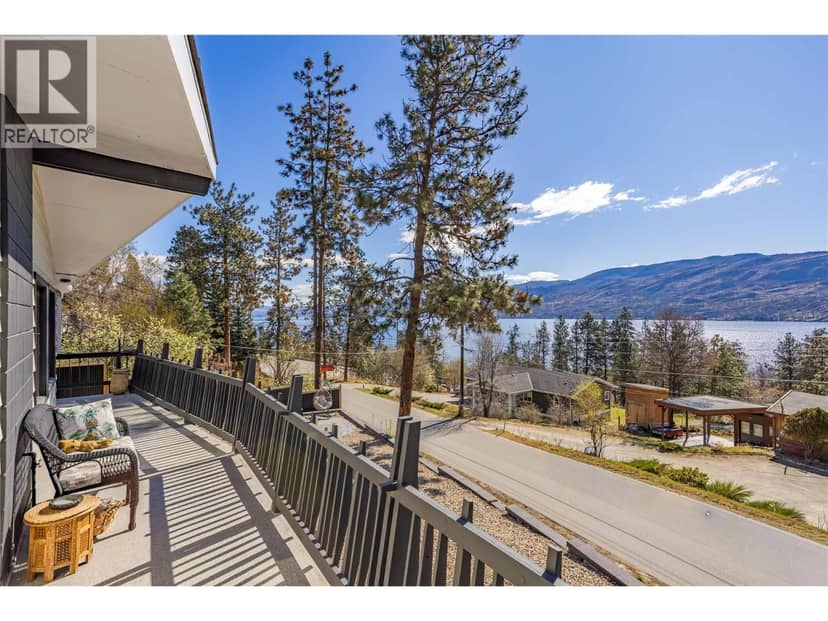 3991 Desert Pines Avenue, Peachland