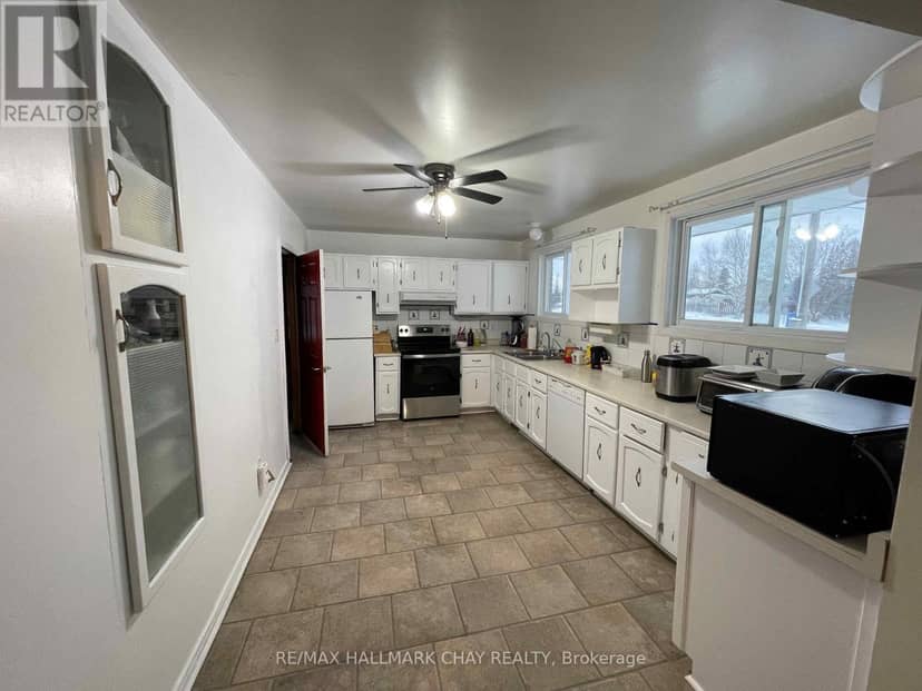 85 Mississauga Avenue — photo 2 of 23