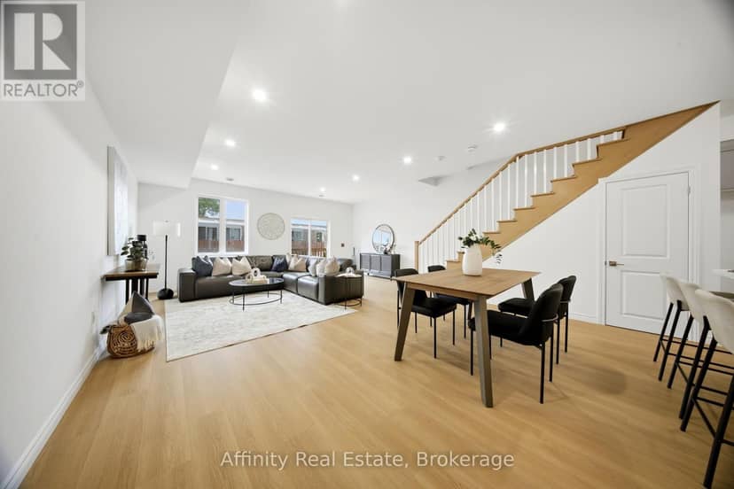 12 - 2 Slessor Boulevard — photo 13 of 40