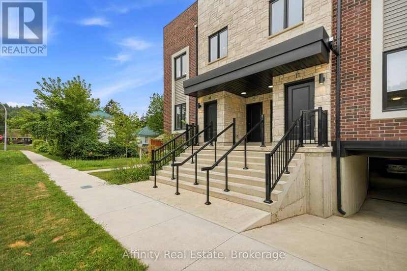 12 - 2 Slessor Boulevard — photo 3 of 40