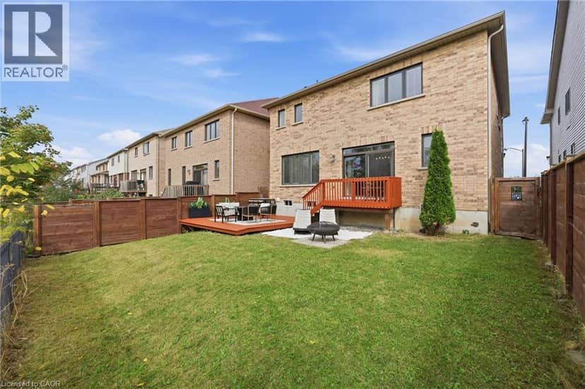 47 LARRY Crescent — photo 35 of 39