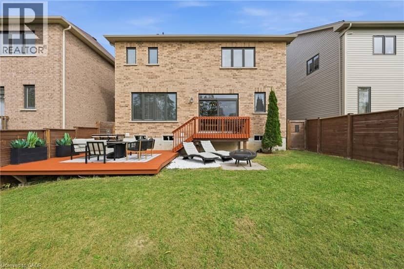 47 LARRY Crescent — photo 37 of 39