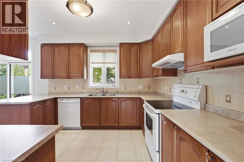 2241 GLAZEBROOK Circle — photo 12 of 40