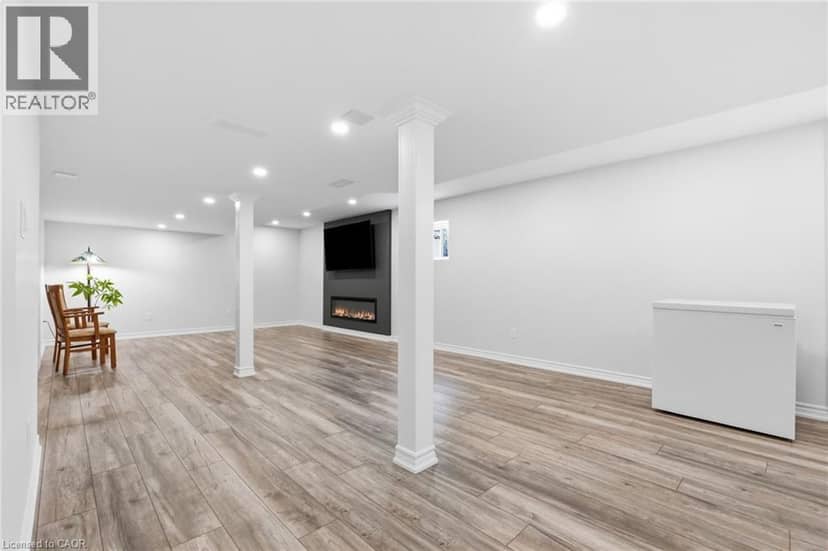 2241 GLAZEBROOK Circle — photo 39 of 40