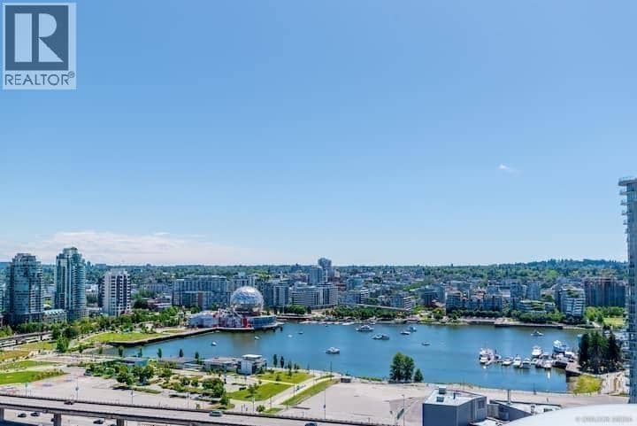 2705 689 ABBOTT STREET, Vancouver