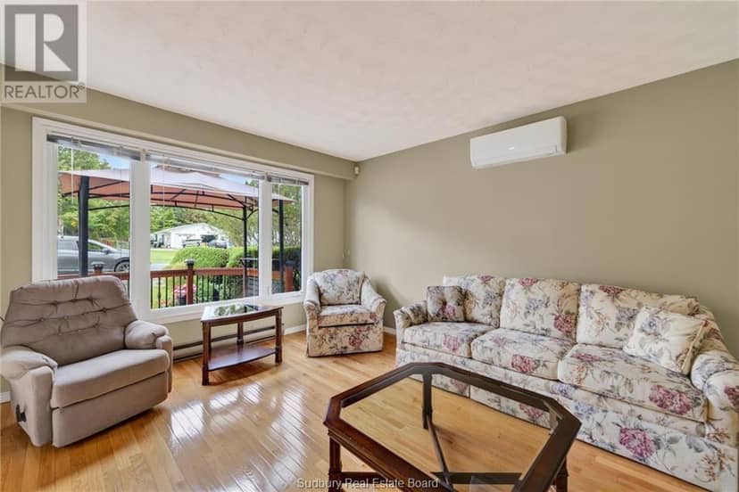 85 Ridgemount Avenue — photo 20 of 40