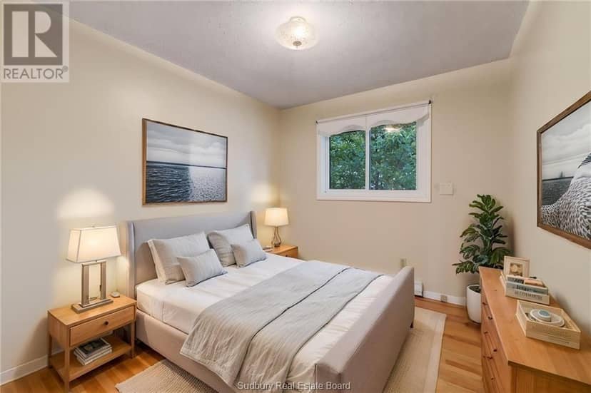 85 Ridgemount Avenue — photo 28 of 40