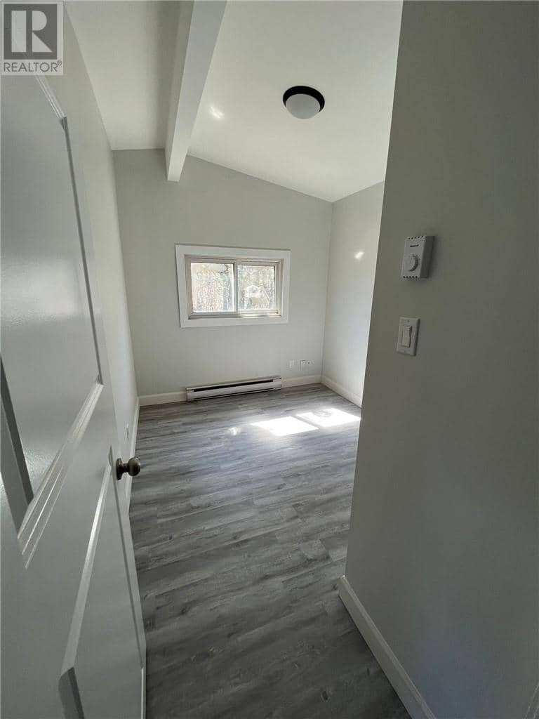 755 Ontario Street — photo 4 of 35