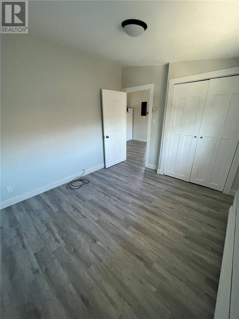 755 Ontario Street — photo 6 of 35