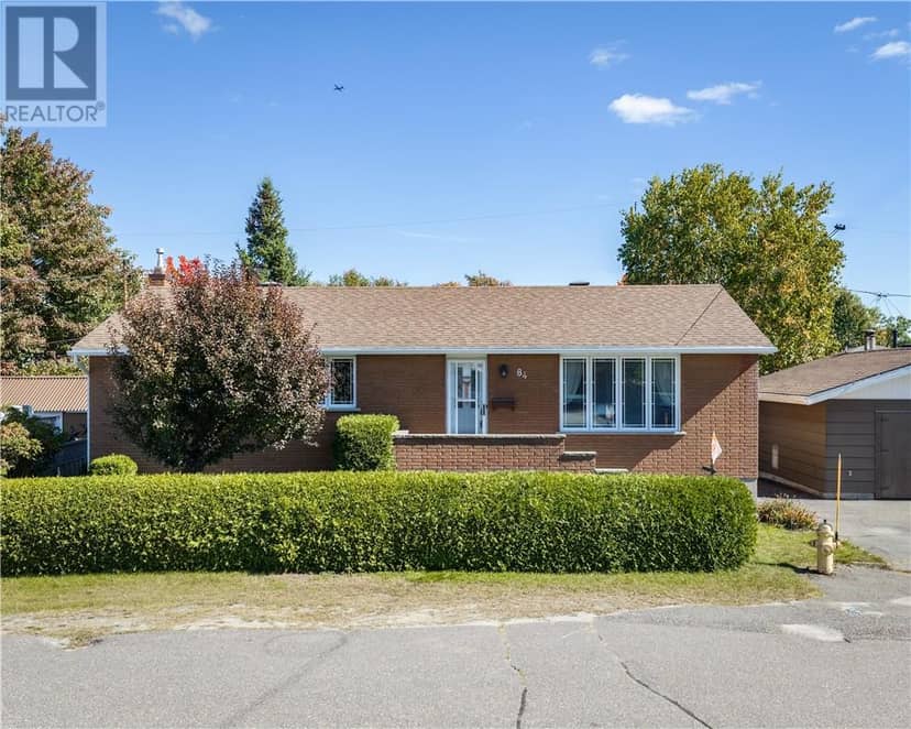 84 Neelon Avenue — photo 1 of 32