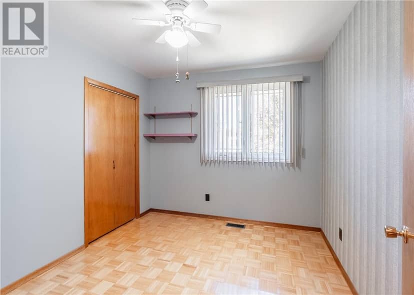 84 Neelon Avenue — photo 13 of 32