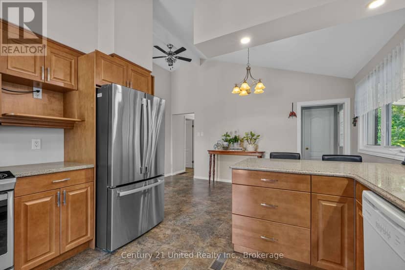1225 Milburn Street — photo 11 of 40
