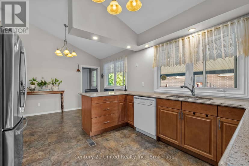 1225 Milburn Street — photo 12 of 40
