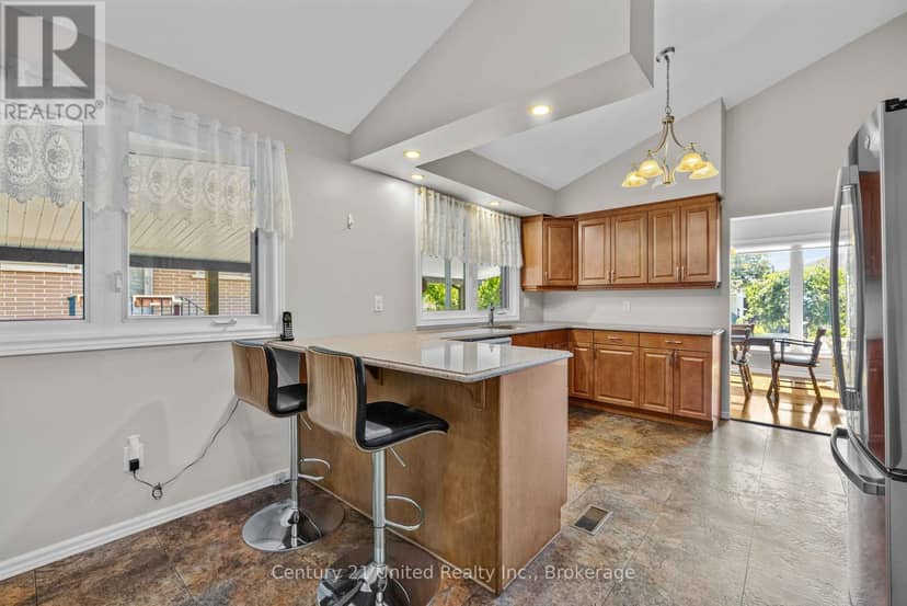1225 Milburn Street — photo 15 of 40