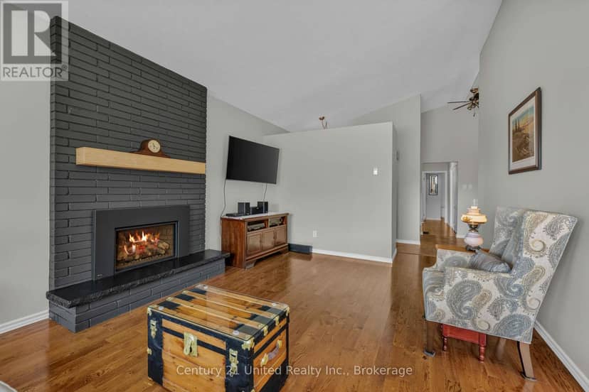 1225 Milburn Street, Peterborough, photo 6