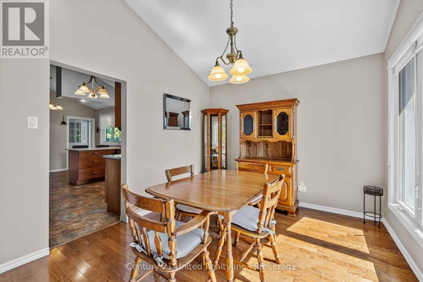1225 Milburn Street — photo 9 of 40